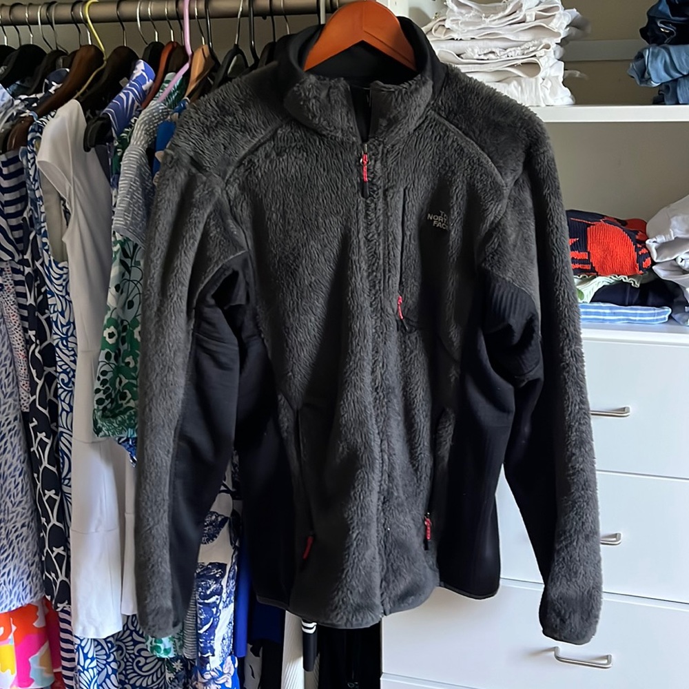 Mens large North Face fleece in perfect like new condition.